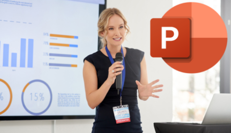 auf dem Bild: Frau mit Mikro, präsentiert, im Hintergrund PowerPoint Präsentation | PowerPoint Kurse einfach buchen | PowerPoint Schulungen in Präsenz